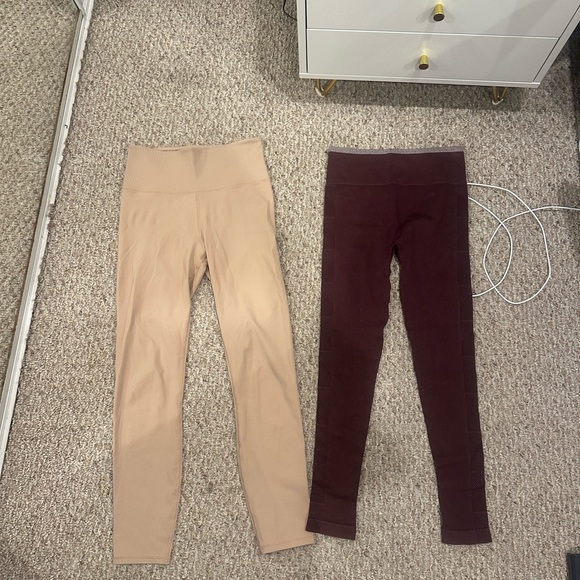 Vuori women’s leggings WORN ONCE - Picture 1 of 3